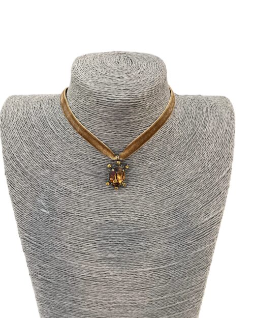 Choker cinnamon