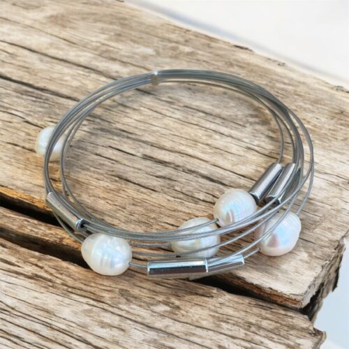 Pearlen Bracelet