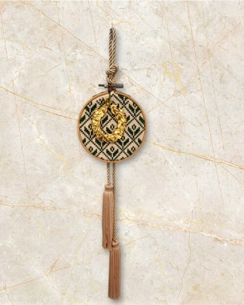 Γούρι κεντημένο καδράκι