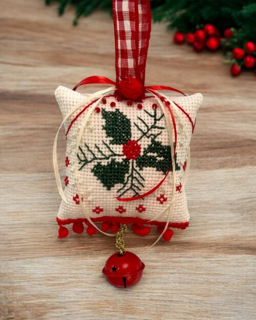 Γούρι κεντημένο με γκι