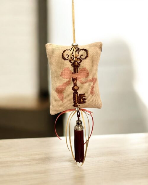 Γούρι κεντημένο κλειδί