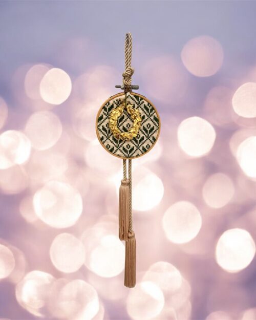 Γούρι κεντημένο καδράκι