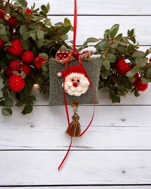 Γούρι πλεκτός Άγιος Βασίλης