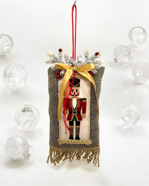 Γούρι καρυοθραύστης