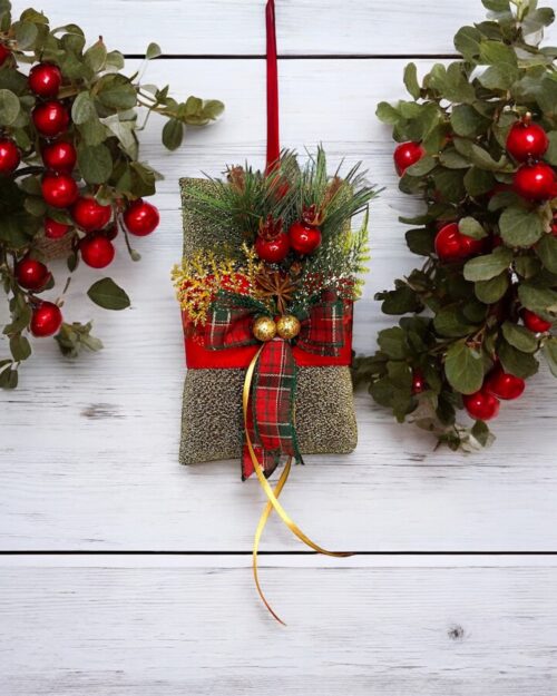 Γούρι με χριστουγεννιάτικα γκι