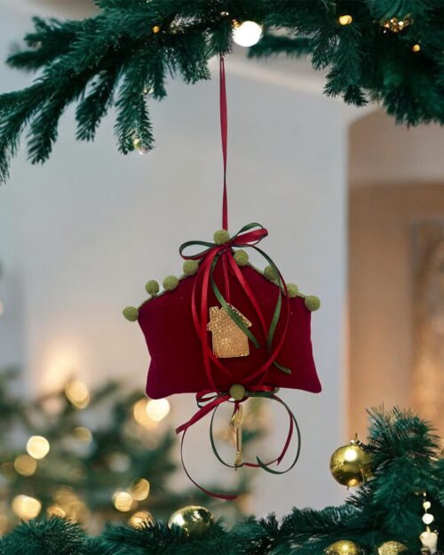 Γούρι βελούδινο σπιτάκι